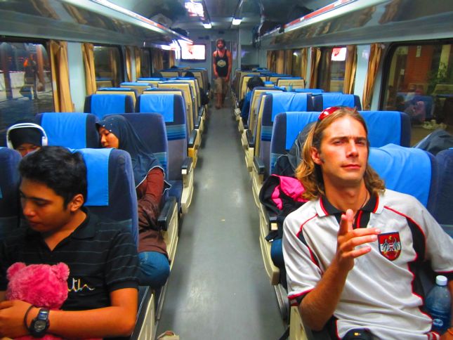 Train from Kuala Lumpur to Singapore